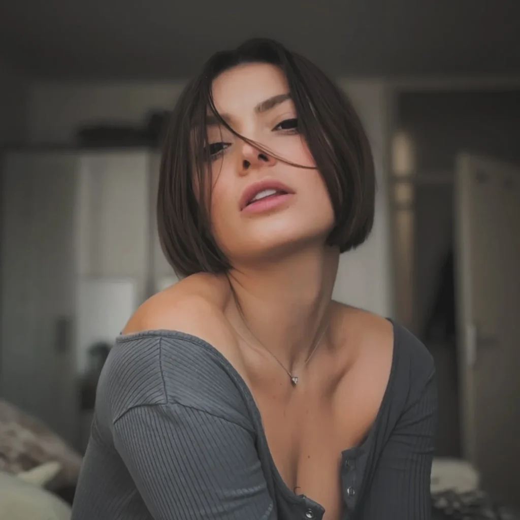 Short Stacked Dark Bob